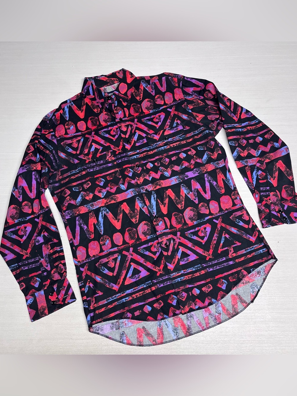 Wrangler Vintage 90’s Aztec Brushpopper Cowboy Button Up. Med